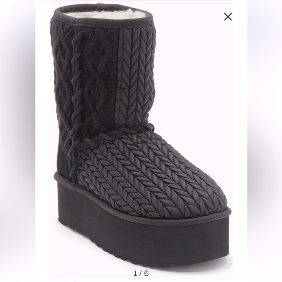 New Women’s UGG Classic Short Villa Knit (Size 11) Black with Cream - Picture 1 of 7
